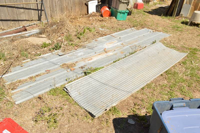 lot 2485 image: Lot of sheet metal