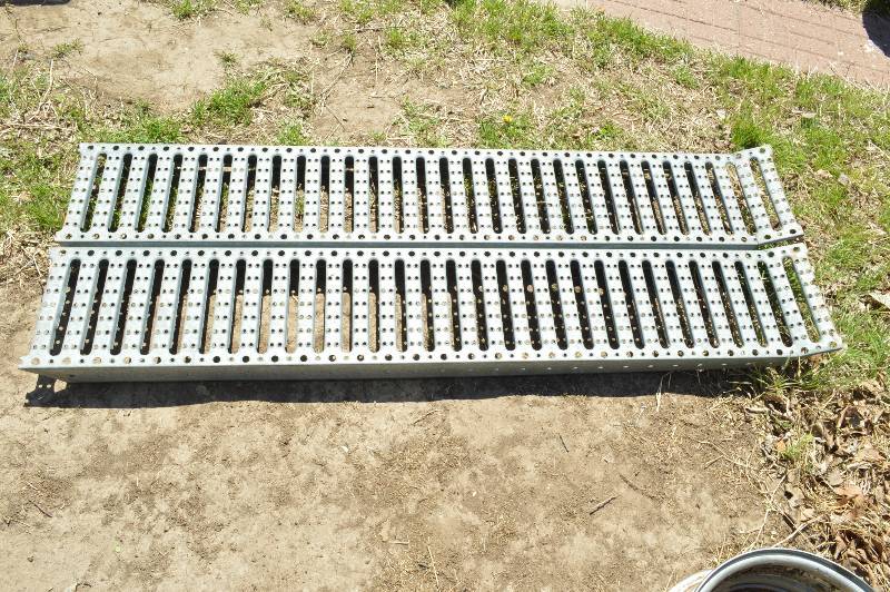 lot 2491 image: Pair of ramps