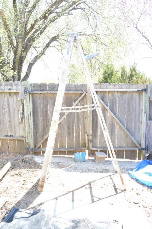 lot 2520 image: Werner 8 Aluminum step ladder