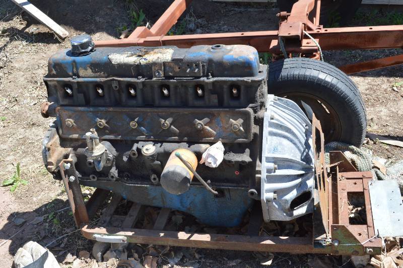 lot 2525 image: Straight 6 engine
