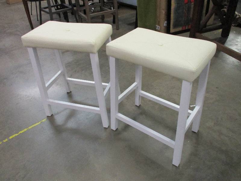 lot 27 image: Pair of New Counter Stools