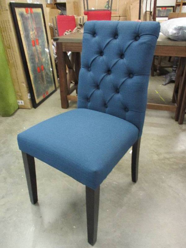 lot 134 image: New Blue Tufted Chair