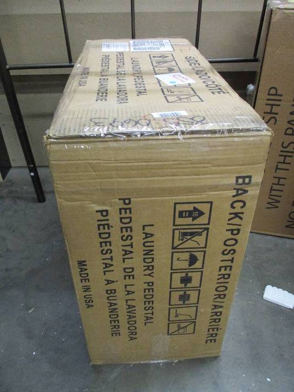 lot 13 image: Laundry Pedestal in the box