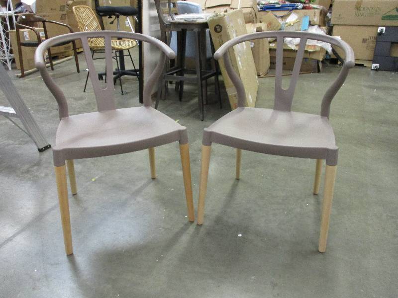 lot 8 image: Pair of Mid Century Style Dining Chairs