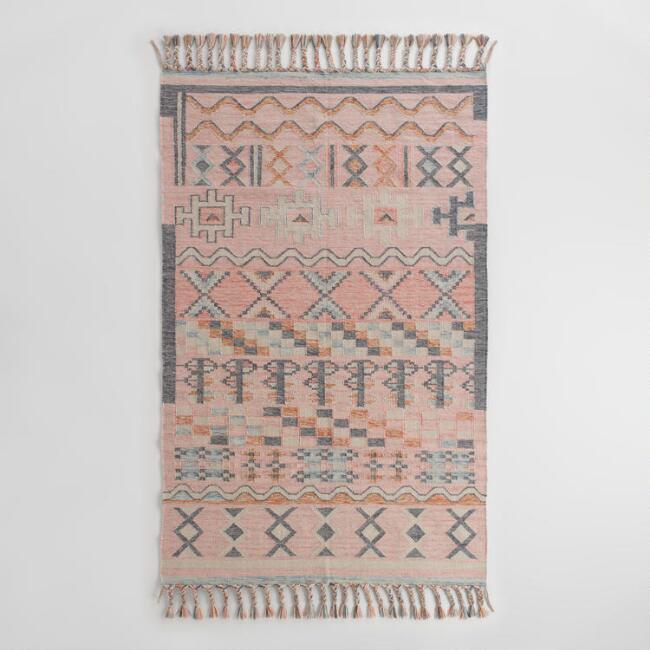 lot 205 image: Boho Kilim Nagar Indoor Outdoor Rug 8x10 R25