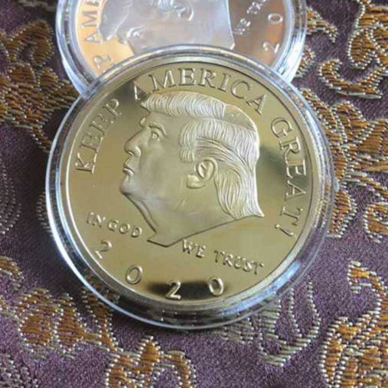 lot 1008 image: 2020  Gold Toned   Donald Trump  Commander & Chief Coin