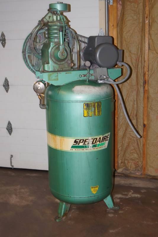 lot 31 image: Commercial Speedaire Air Compressor- Body Shop- 220- Single Phase- Baldor 5 HP