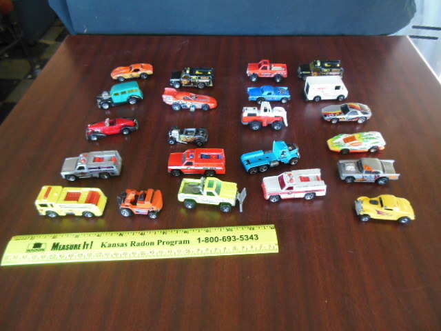 lot 6003 image: 22- 1970s Hotwheels