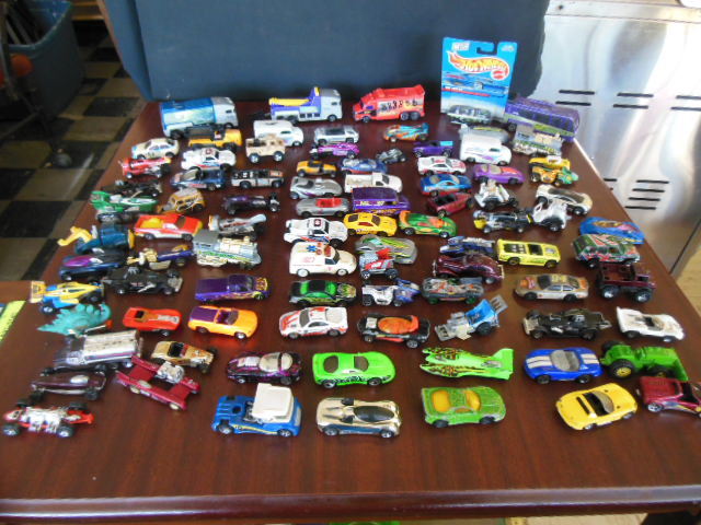 lot 6005 image: 89- 1990s Hotwheels