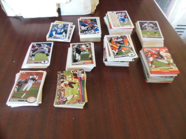 lot 6010 image: Football Tarding Cards