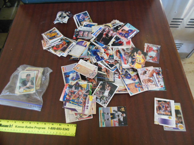 lot 6014 image: Misc Sports Trading Cards