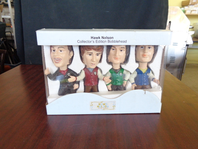 lot 6058 image: 4 Brand New Hawk Nelson Collectors Edition Booblehead