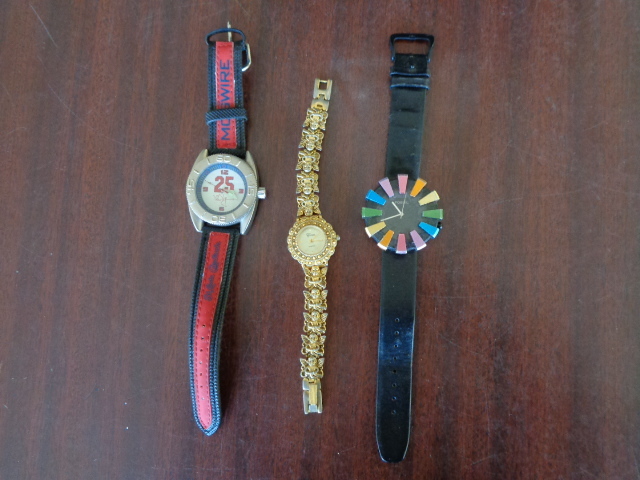 lot 6098 image: 3 watches