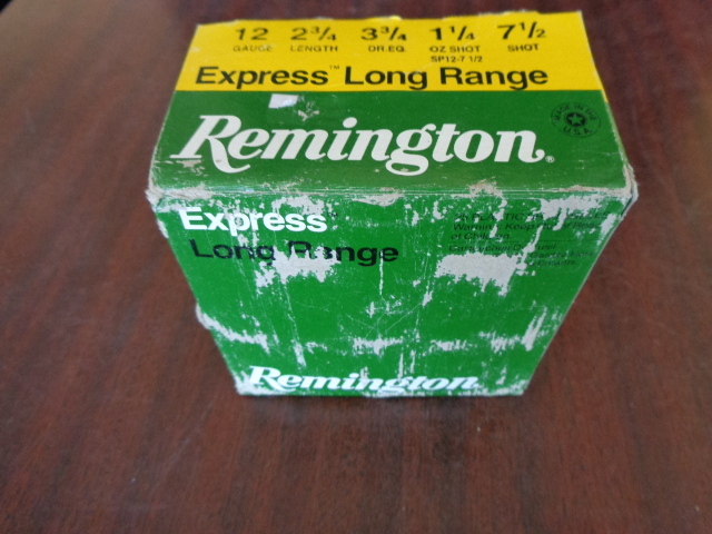 lot 6128 image: 25- 12 Gauge Plastic Shotshells