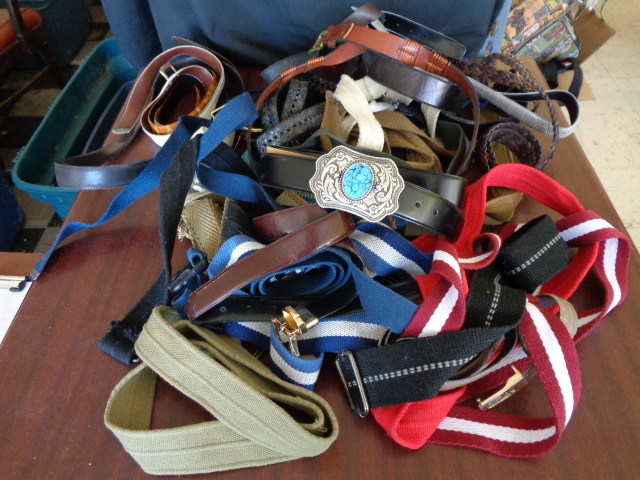 lot 6145 image: Box of Mens Belts