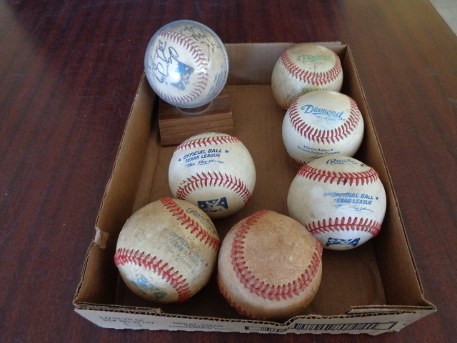 lot 6151 image: 7 Baseballs