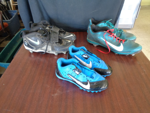 lot 6154 image: Nike Cleats