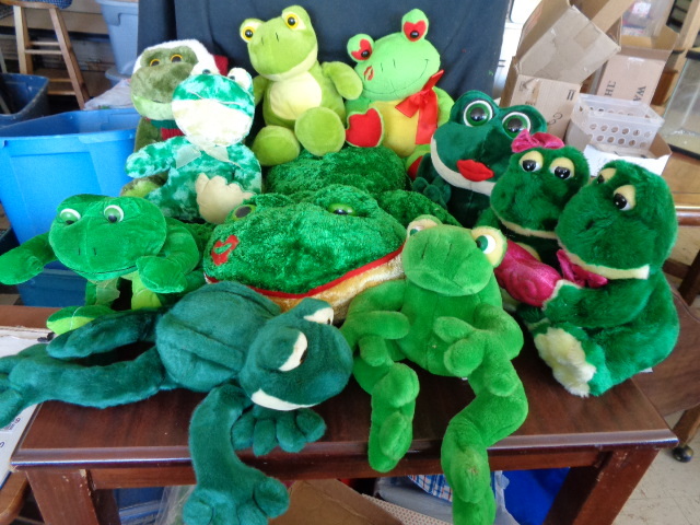lot 6189 image: Frog Stuffed Animals