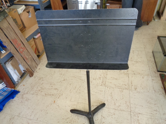 lot 6199 image: Metal Music Stand