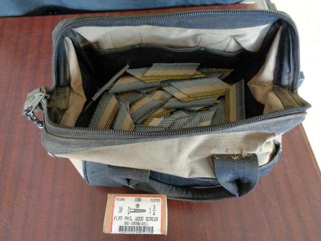 lot 6211 image: Bag of nails and Screws