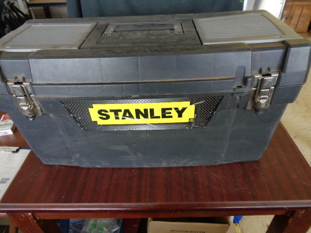 lot 6226 image: Stanley Tool box w Misc Tools