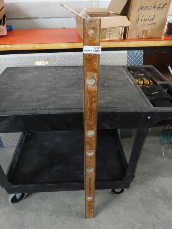 lot 5531 image: 48 inch Mayes wood level
