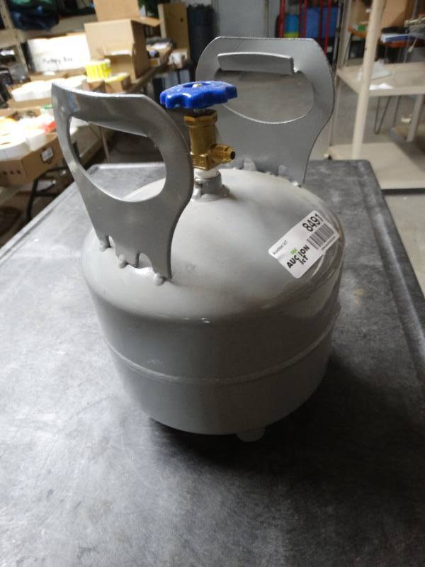 lot 8491 image: Small tank.