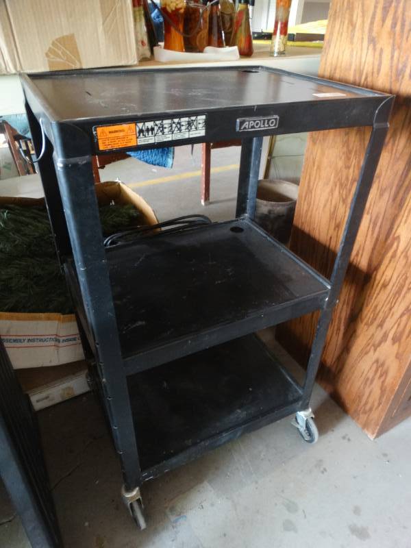 lot 8496 image: Metal media cart on wheels.
