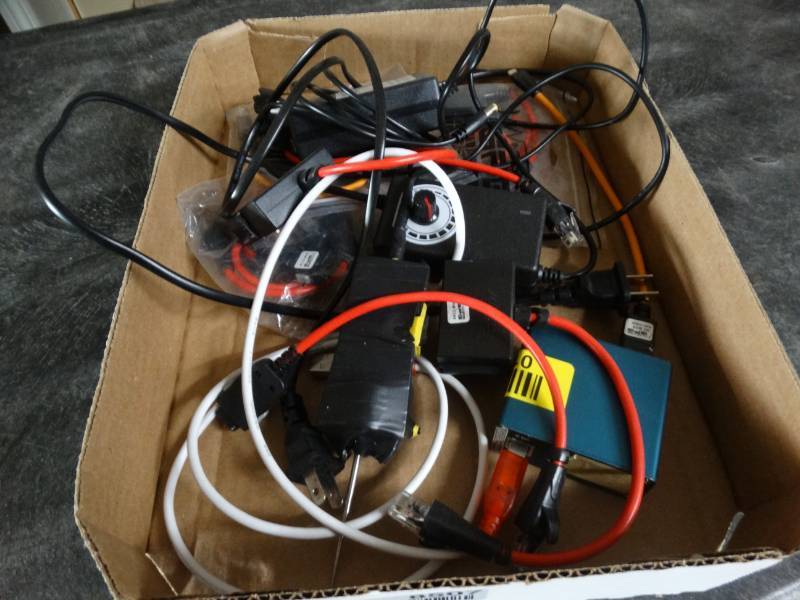 lot 8507 image: Lot of power controls.