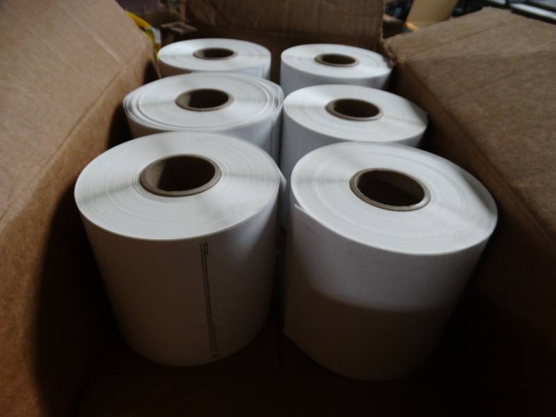 lot 8582 image: 6 Rolls of shipment lables.
