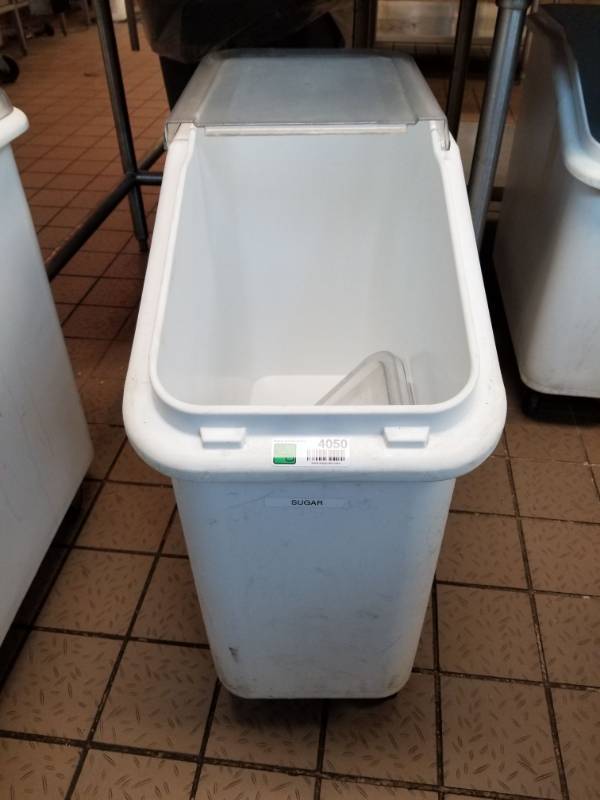 lot 4050 image: Ingredient Bin on Wheels