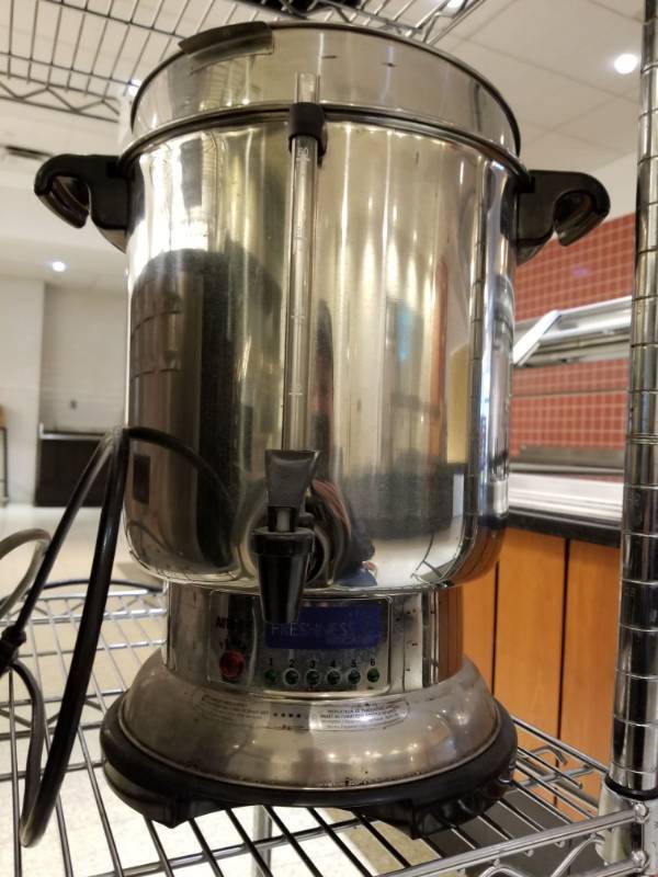 lot 4086 image: DeLonghi Coffee Warmer