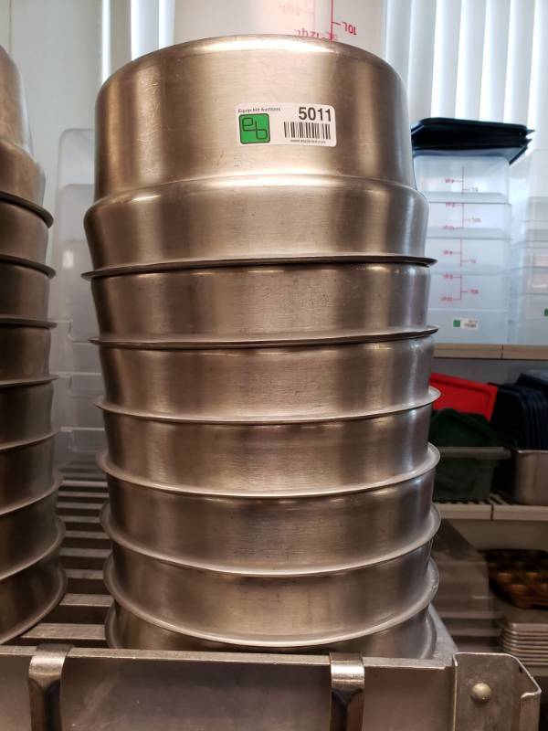 lot 5011 image: (9) Vollrath Stainless Steel Inset Pans