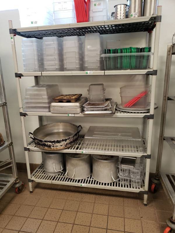 lot 5034 image: 5 Tier Metal and Plastic Shelf.