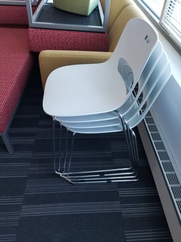 lot 4179 image: Falcon Chair