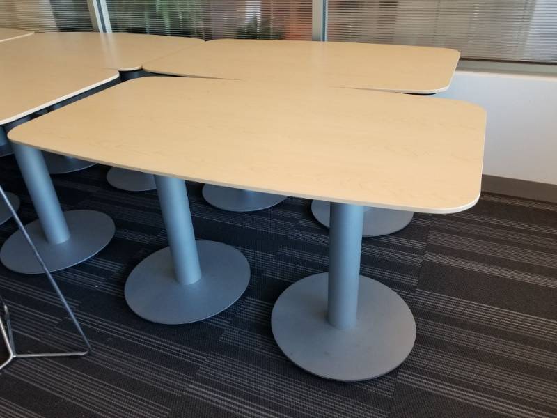 lot 4199 image: Rectangular Table 52 x 30 x 29.5