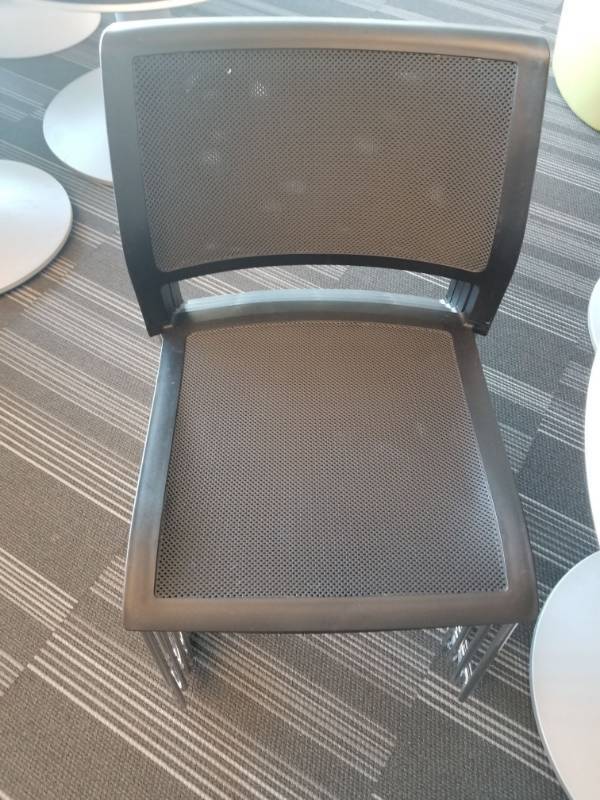 lot 4257 image: Axona Aichi Tipo Black Mesh Chair