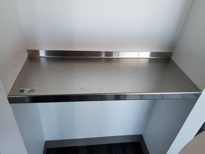 lot 4262 image: Metal Shelf 32 x 12