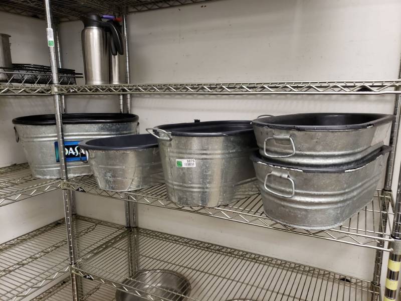 lot 5075 image: Various Size Ice Buckets.