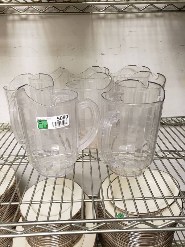 lot 5080 image: (8) Carlisle Plastic Pitchers