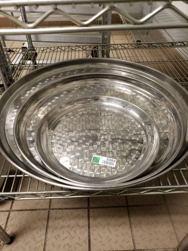 lot 5084 image: (3) Stainless Steel Serving Trays.