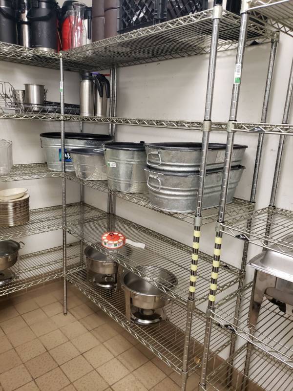 lot 5087 image: 42x 18 x 75 Metro 5 Tier Rack.