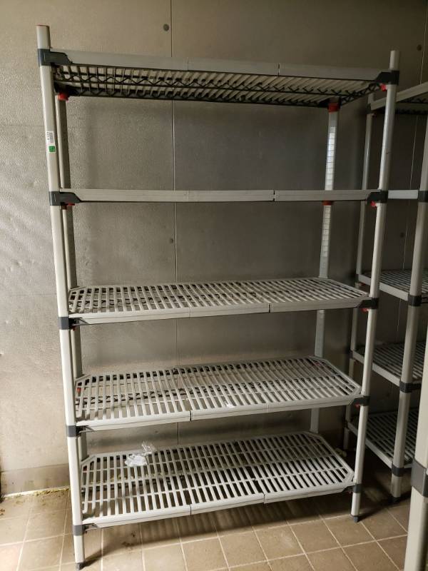 lot 5105 image: Metro 5 Teir Shelf.