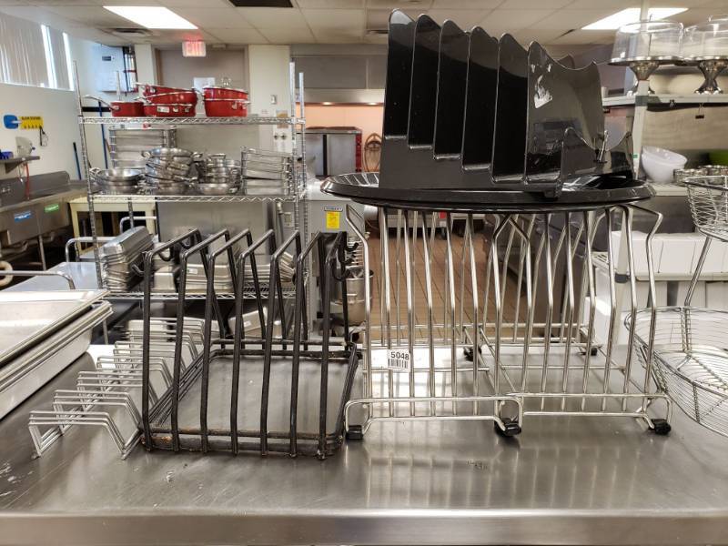 lot 5048 image: Cutting Board Racks  Dividers