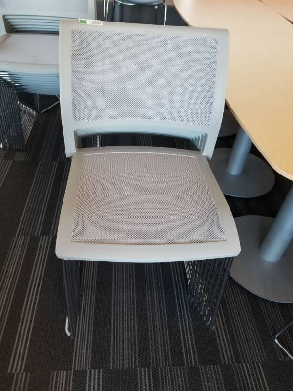 lot 4255 image: Axona Aichi Tipo Gray Mesh Chair