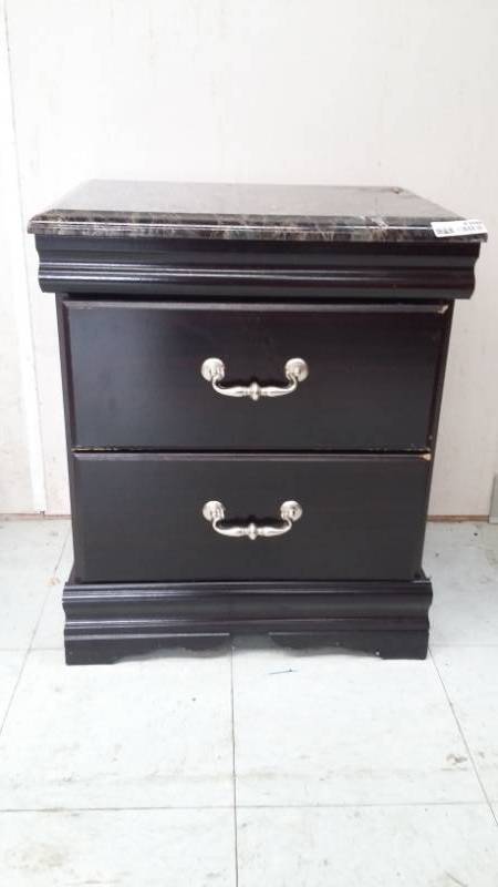 Black Marble Top Two Drawer Nightstand Fleetsale East Consignors Auction Now Taking Consignments Equip Bid