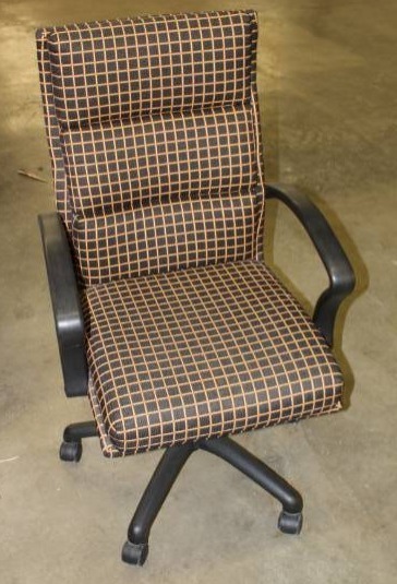 lot 2514 image: Conference Room Chair  Office Chair