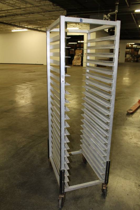 lot 1832 image: Full Size Bakers Rack