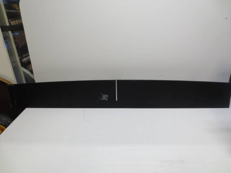 lot 1024 image: Olevia 747i speaker converson kit model CK-747i