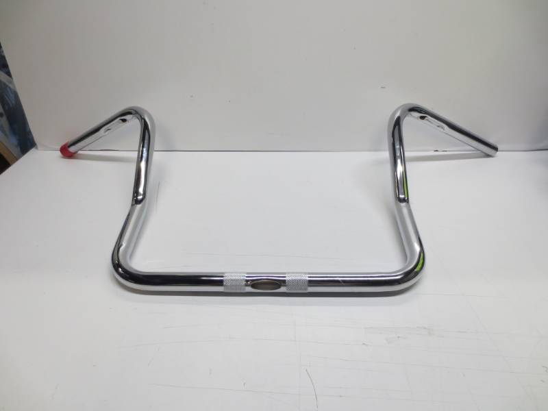 lot 1033 image: CHROME 12 CLASSIC BAGGER APES 1 HANDLEBARS